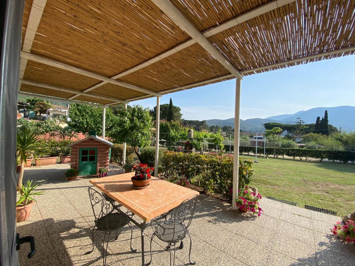 Villetta Di Rosa Procchio  Exterior photo